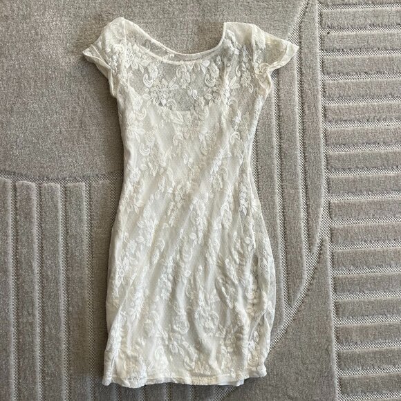 Hollister White Lace Lined Mini Dress, in size M 🤍 - Picture 1 of 4